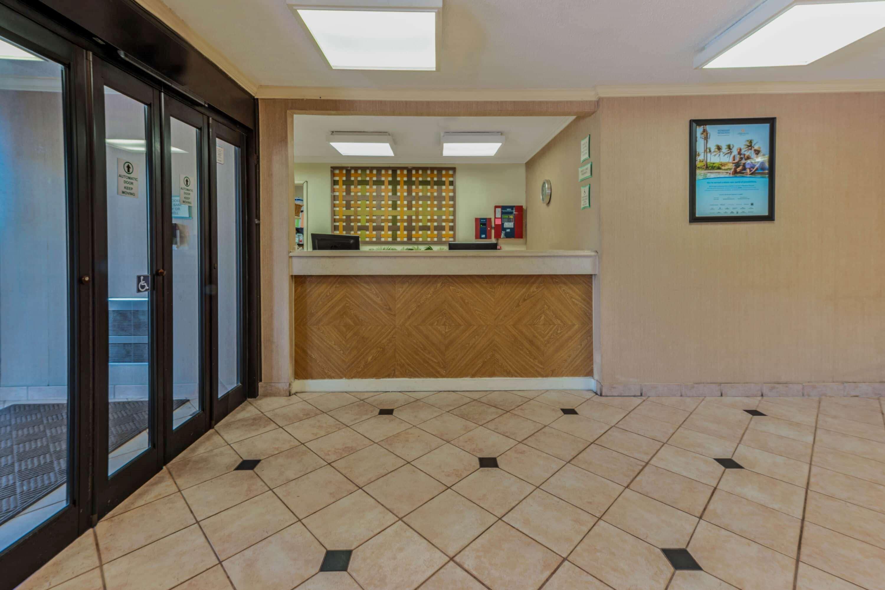 La Quinta By Wyndham Tampa Brandon West Hotel Heartland Exterior foto
